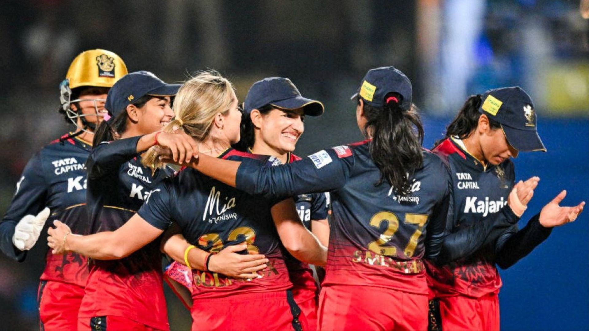 WPL 2024 Final: RCB ने रचा इतिहास, दिल्ली कैपिटल्स को उसी के घर पर 8 विकेट से शिकस्त देकर पहली बार जीता WPL का खिताब, छा गई सोफी- पेरी