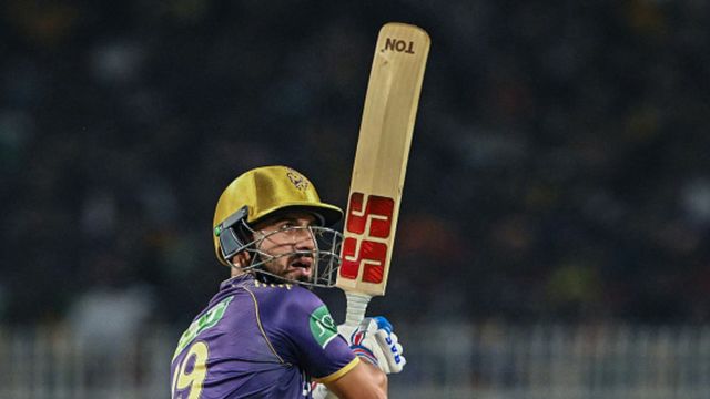 मुंबई इंडियंस ने जिसे समझा नाकाबिल, KKR के लिए आते ही उस बैटर ने छुड़ाए छक्के, जानिए कौन है 20 लाख वाला ये धुरंधर? SRH के खिलाफ मैच के दौरान रमनदीप सिंह