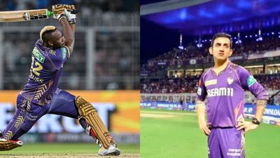 Gautam Gambhir : आंद्रे रसेल की तूफानी पारी का क्रेडिट गौतम गंभीर को देने पर भड़के गावस्कर, कहा - अगर आगे नहीं चला बल्ला तो दोषी कौन... केकेआर के लिए मैच के दौरान शॉट खेलते आंद्रे रसेल और दूसरी तरफ गौतम गंभीर