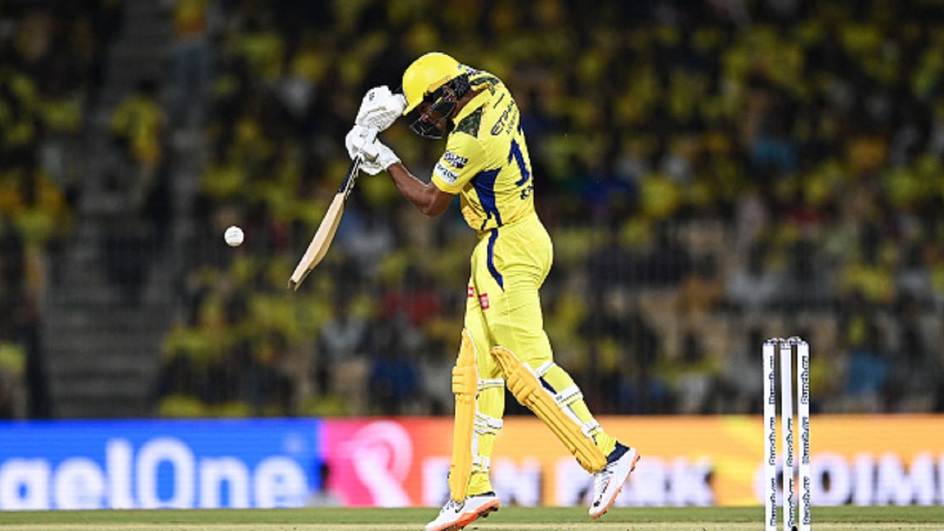 IPL 2024: 2 मैच, 9 चौके और 6 छक्के, CSK को मिला कम दाम में कमाल का खिलाड़ी, दो मैचों में 129 से 200 पार हुई स्ट्राइक रेट IPL 2024: 2 मैच, 9 चौके और 6 छक्के, CSK को मिला कम दाम में कमाल का खिलाड़ी, दो मैचों में 129 से 200 पार हुई स्ट्राइक रेट