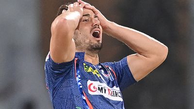 बड़ी खबर: लखनऊ सुपर जायंट्स के ऑलराउंडर ने गंवाया कॉन्ट्रेक्ट, IPL 2024 के बीच ऑस्ट्रेलिया ने दिया तगड़ा झटका लखनऊ सुपर जायंट्स के मार्कस स्टोइनिस