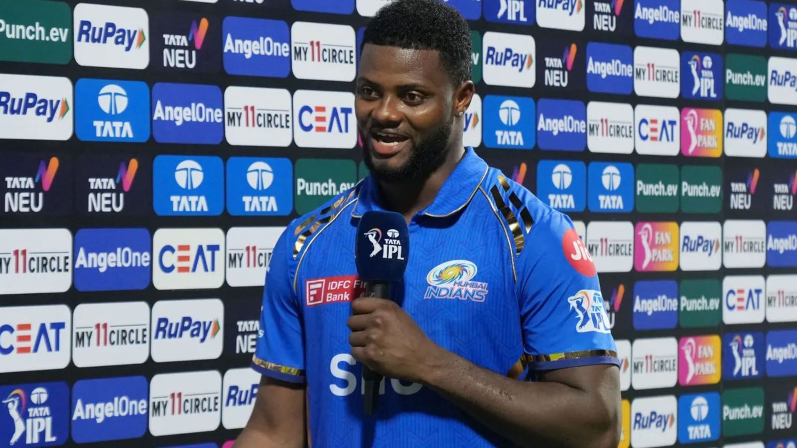 IPL 2024, Romario Shepherd : 6 गेंद में 32 रन ठोकने वाले रोमारियो शेफर्ड ने बताया तूफानी बैटिंग का प्लान, कहा - कायरन पोलार्ड ने मुझे... IPL 2024, Romario Shepherd : 6 गेंद में 32 रन ठोकने वाले रोमारियो शेफर्ड ने बताया तूफानी बैटिंग का प्लान, कहा - कायरन पोलार्ड ने मुझे...