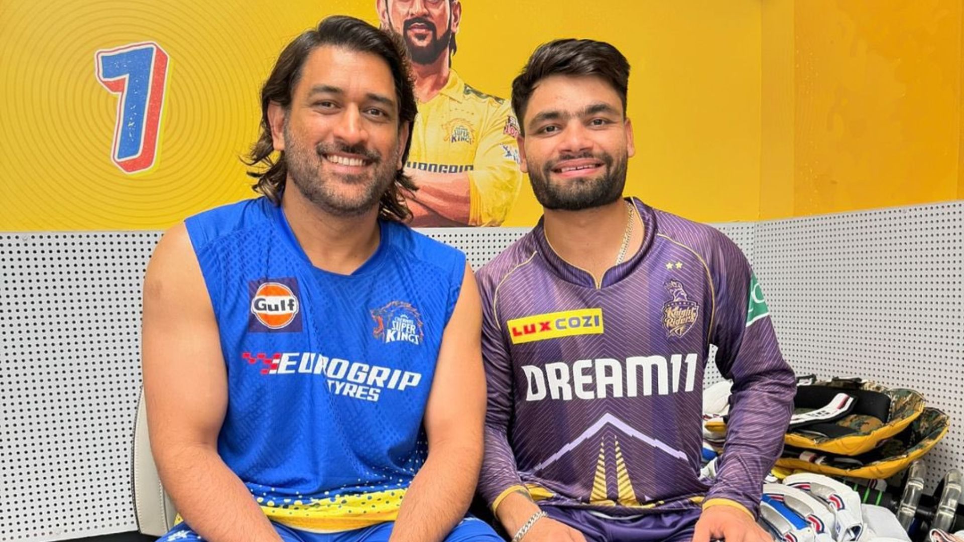 CSK vs KKR: चेन्नई सुपर किंग्स ने टॉस जीत केकेआर को दी बैटिंग, 14 करोड़ का खिलाड़ी सीएसके से बाहर, देखिए Playing XI