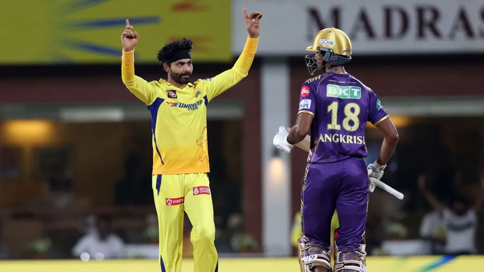 IPL 2024 CSK vs KKR : गौतम गंभीर वाली KKR के विजयी अभियान को धोनी ने रोका, जडेजा और तुषार के कहर से चेन्नई ने लगाई जीत की 'हैट्रिक' IPL 2024 CSK vs KKR : गौतम गंभीर वाली KKR के विजयी अभियान को धोनी ने रोका, जडेजा और तुषार के कहर से चेन्नई ने लगाई जीत की 'हैट्रिक'