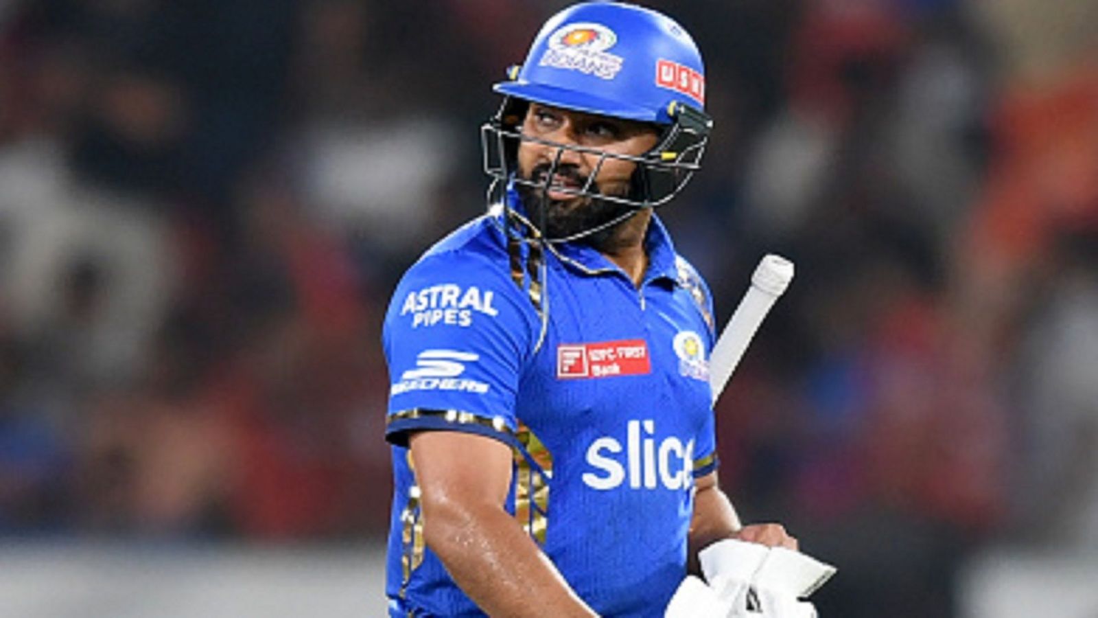 'रोहित आउट हो गया, मुंबई हारेगी', एक कमेंट ने ली आईपीएल फैन की जान, जानी दुश्मन बन गए दो पड़ोसी 'रोहित आउट हो गया, मुंबई हारेगी', एक कमेंट ने ली आईपीएल फैन की जान, जानी दुश्मन बन गए दो पड़ोसी