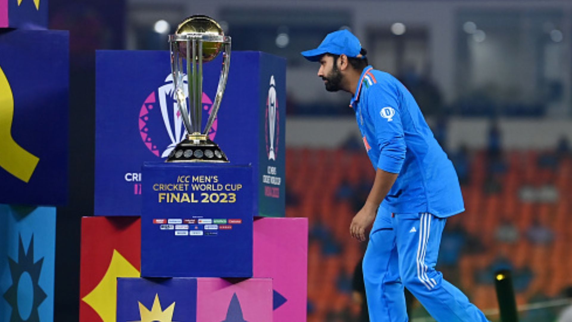 रोहित शर्मा खेलेंगे वनडे वर्ल्ड कप 2027? टीम इंडिया के कप्तान ने इंटरनेशनल क्रिकेट के भविष्य को लेकर दी बड़ी अपडेट