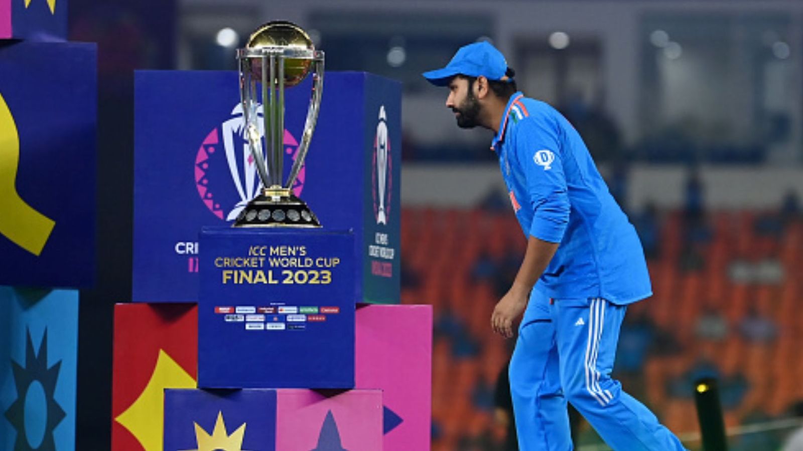 रोहित शर्मा खेलेंगे वनडे वर्ल्ड कप 2027? टीम इंडिया के कप्तान ने इंटरनेशनल क्रिकेट के भविष्य को लेकर दी बड़ी अपडेट रोहित शर्मा खेलेंगे वनडे वर्ल्ड कप 2027? टीम इंडिया के कप्तान ने इंटरनेशनल क्रिकेट के भविष्य को लेकर दी बड़ी अपडेट