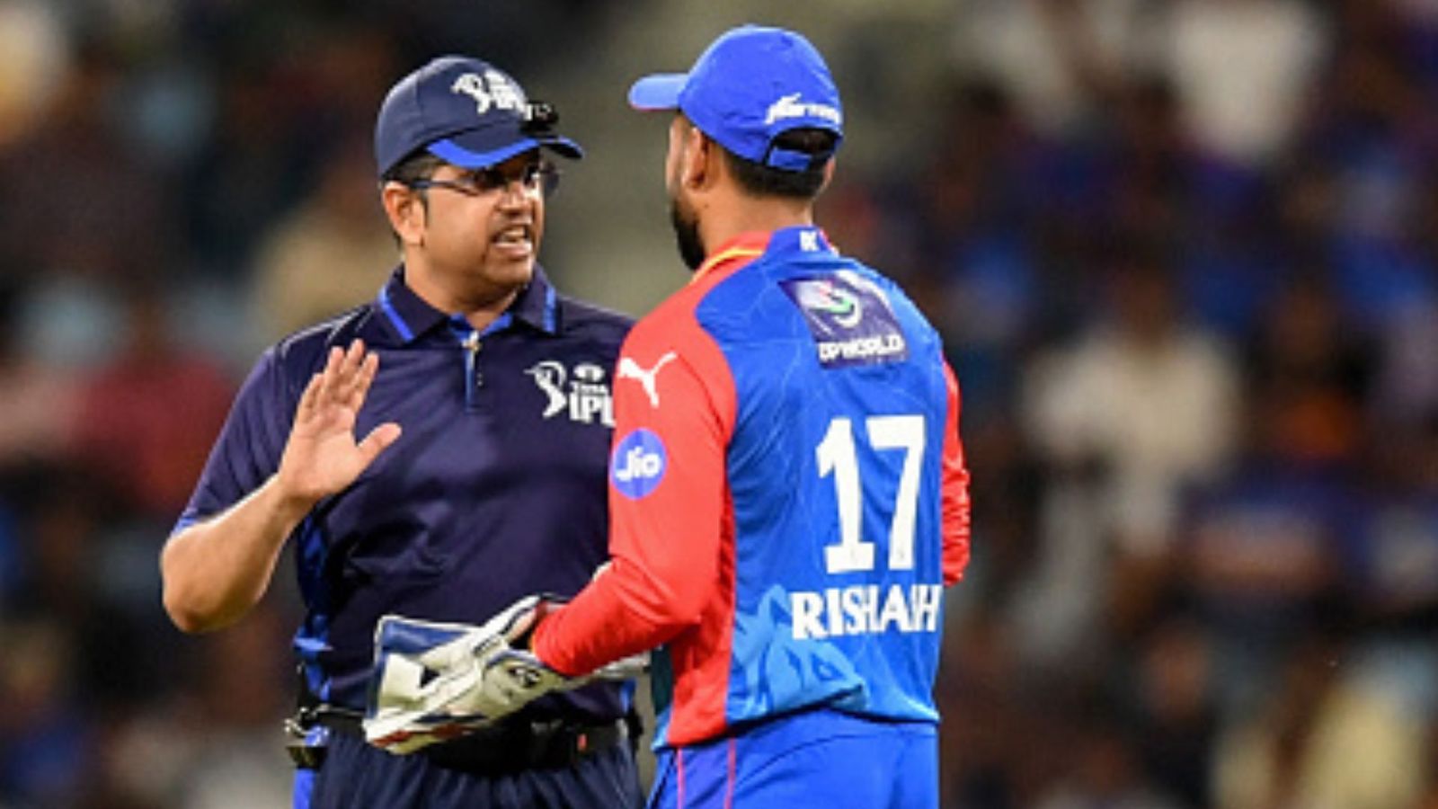 IPL 2024: 'ऋषभ पंत पर लगना चाहिए जुर्माना', DRS को लेकर दिल्ली के कप्तान पर भड़का रिकी पोंटिंग का दोस्त IPL 2024: 'ऋषभ पंत पर लगना चाहिए जुर्माना', DRS को लेकर दिल्ली के कप्तान पर भड़का रिकी पोंटिंग का दोस्त