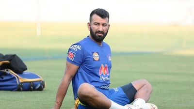 IPL 2024: चेतेश्वर पुजारा चेन्नई सुपर किंग्स में होंगे शामिल! MI vs CSK मैच से पहले ट्वीट कर मचाई खलबली चेतेश्वर पुजारा आईपीएल में पंजाब किंग्स, आरसीबी और चेन्नई सुपर किंग्स के साथ रहे हैं.