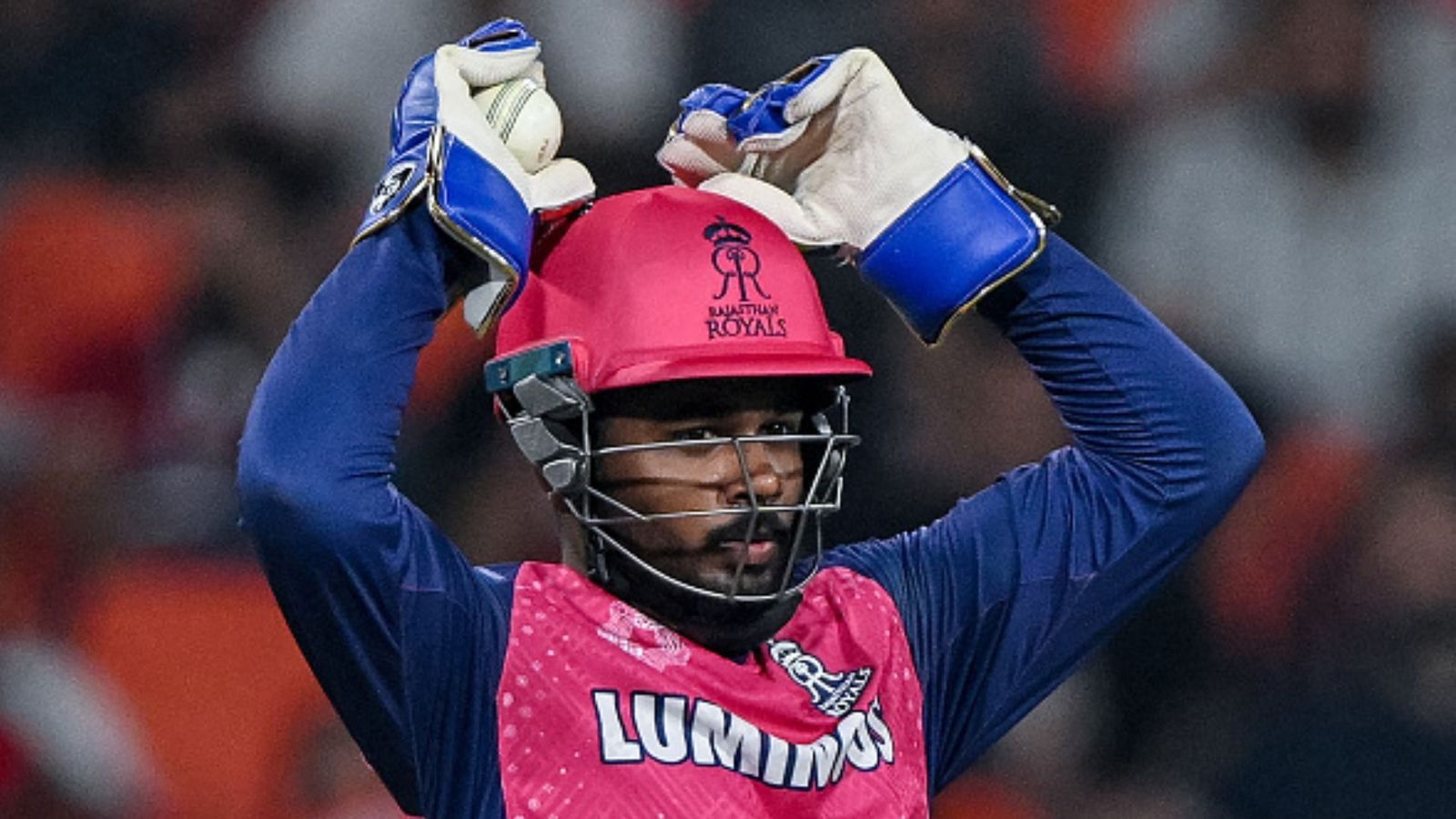 'MI और CSK के बाद हमें ही लोग देखते हैं', गप्पे लड़ा रहे थे पंजाब- राजस्थान के खिलाड़ी, वायरल हो गई संजू सैमसन की बातचीत 'MI और CSK के बाद हमें ही लोग देखते हैं', गप्पे लड़ा रहे थे पंजाब- राजस्थान के खिलाड़ी, वायरल हो गई संजू सैमसन की बातचीत