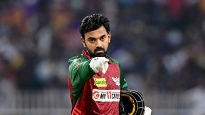 KKR vs LSG : IPL 2024 में लगातार दो हार से लखनऊ के कप्तान केएल राहुल का घूमा माथा, कहा - मुझे समझ नहीं आ रहा कि गलती... केकेआर के खिलाफ मैच के दौरान लखनऊ के कप्तान केएल राहुल