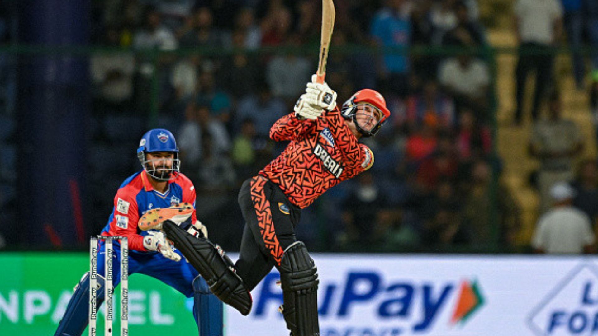 DC vs SRH: 12 गेंद पर 46 रन ठोकने वाले अभिषेक शर्मा को क्यों सता रहा है युवराज सिंह का डर, मैच के बाद खोला राज