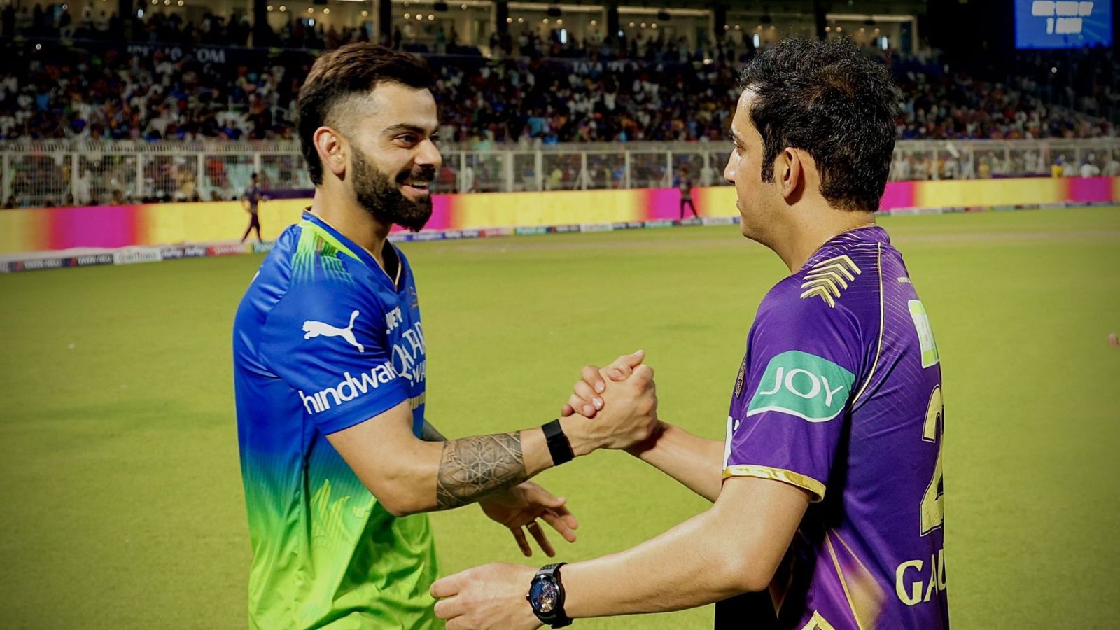 KKR vs RCB: गौतम गंभीर ने कोहली सेना को 1 रन से हराने के बाद दिया ऐसा रिएक्शन, सरेआम कह दी यह बात KKR vs RCB: गौतम गंभीर ने कोहली सेना को 1 रन से हराने के बाद दिया ऐसा रिएक्शन, सरेआम कह दी यह बात