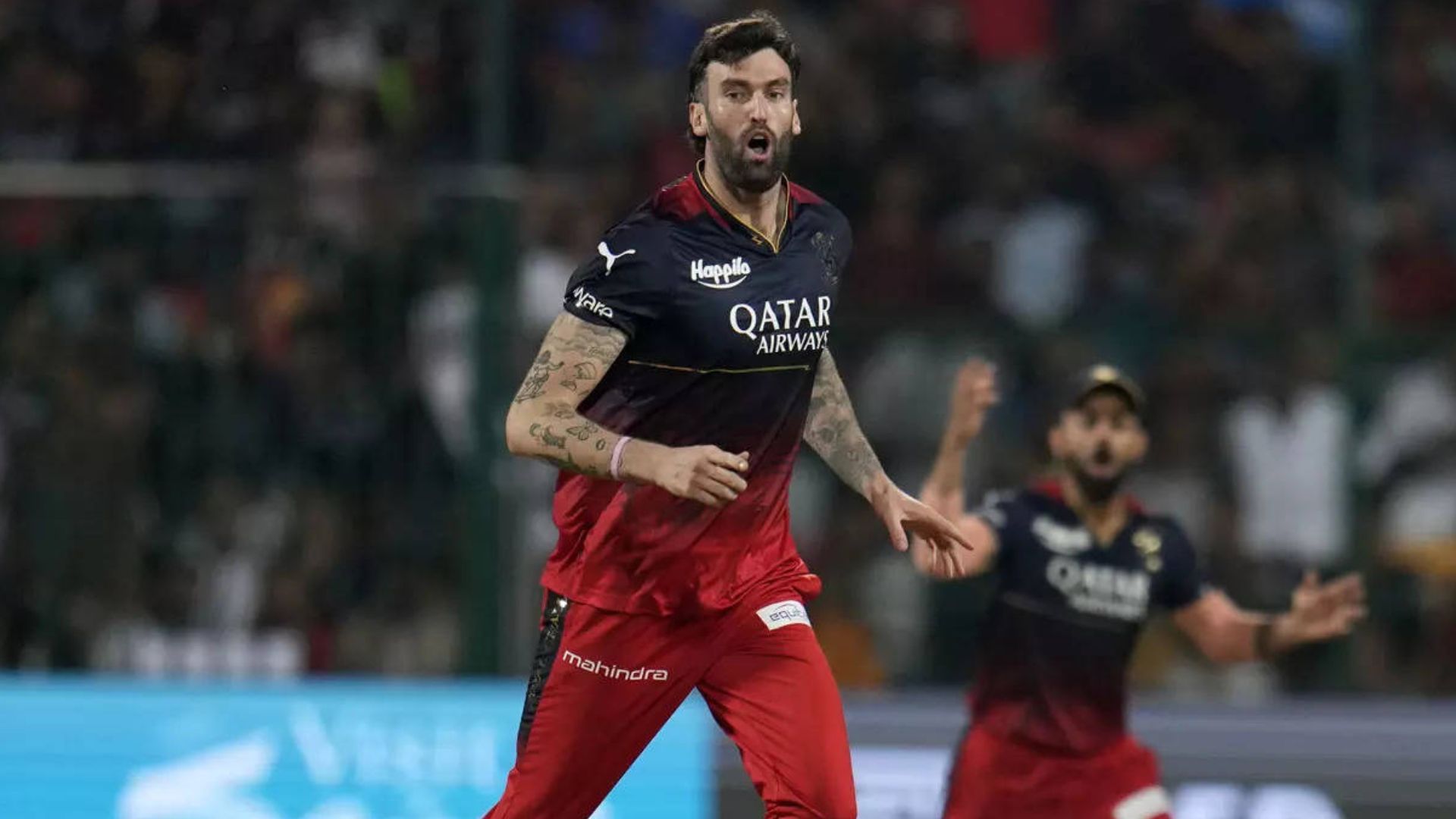 KKR vs RCB : केकेआर से हार के बाद RCB के खिलाड़ी प्रेस कांफ्रेंस से पहले भागे होटल, रीस टॉप्ली ने कहा - मुझे अकेले छोड़कर...
