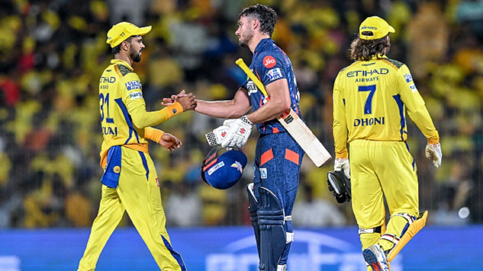 IPL Points Table: चेन्नई सुपर किंग्स टॉप 4 से बाहर, लखनऊ की प्लेऑफ रेस में एंट्री, जानें पॉइंट टेबल का हाल IPL Points Table: चेन्नई सुपर किंग्स टॉप 4 से बाहर, लखनऊ की प्लेऑफ रेस में एंट्री, जानें पॉइंट टेबल का हाल