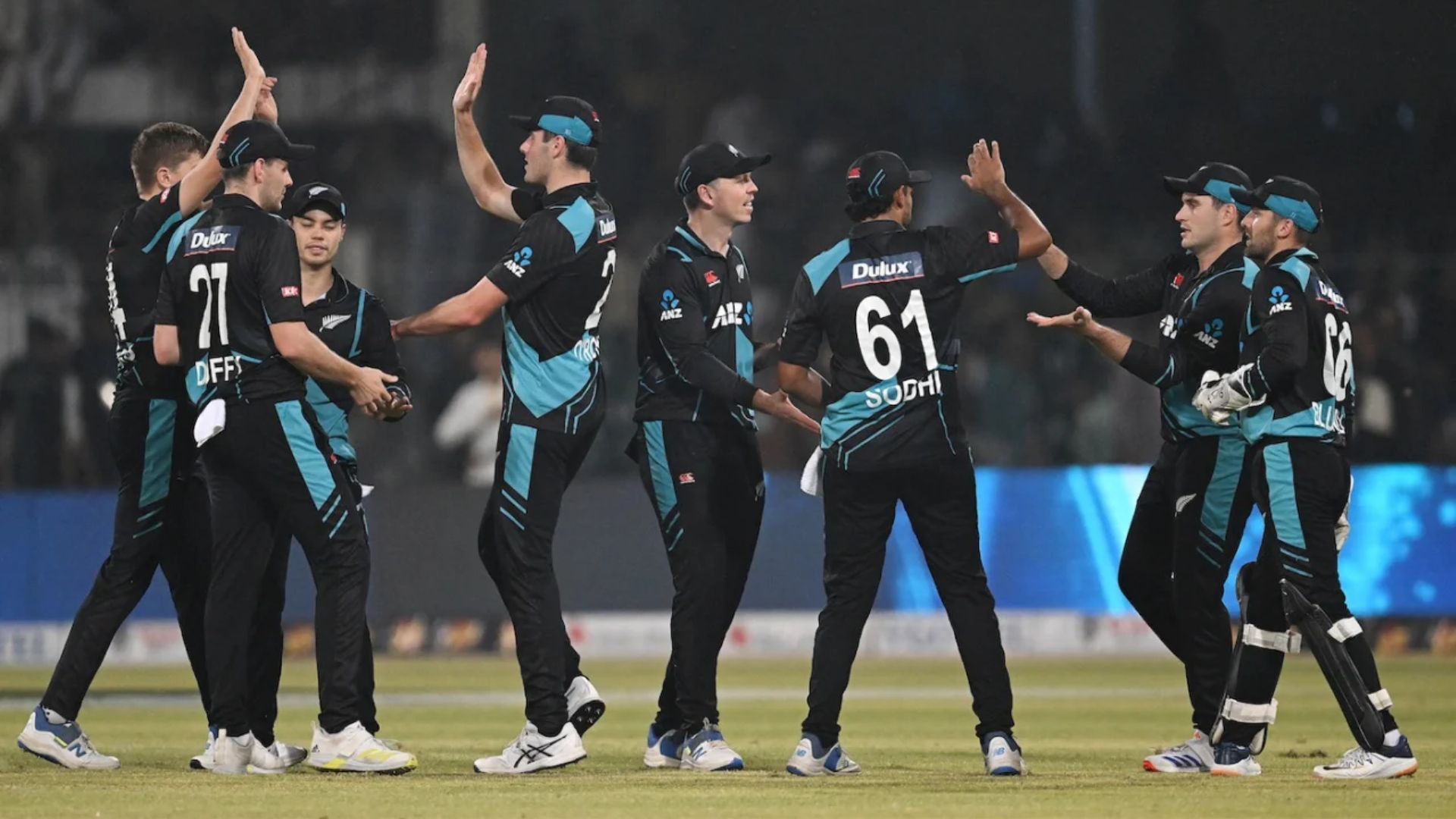 PAK vs NZ: पाकिस्तान ने दूसरा टी20 खेल रहे खिलाड़ी के आगे घुटने टेके, बाबर आजम बुरी तरह फ्लॉप, न्यूजीलैंड सीरीज जीत के करीब