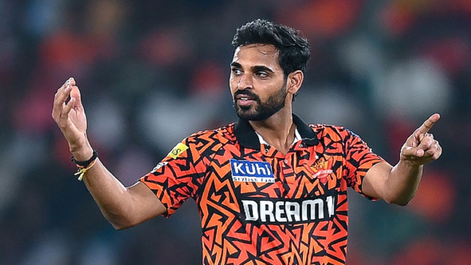 IPL 2024: आखिरी गेंद पर जीत दिलाने वाले भुवनेश्वर कुमार पर कप्तान पैट कमिंस को नहीं था यकीन, बोले- मेरे दिमाग में... IPL 2024: आखिरी गेंद पर जीत दिलाने वाले भुवनेश्वर कुमार पर कप्तान पैट कमिंस को नहीं था यकीन, बोले- मेरे दिमाग में...