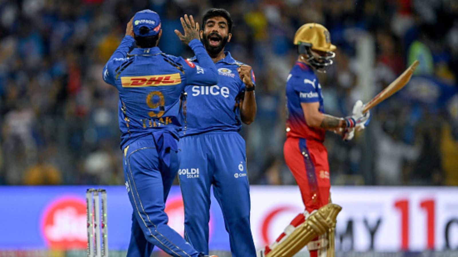 IPL 2024 Orange Cap & Purple Cap: कोहली-गायकवाड़ में ऑरेंज कैप के लिए 1 रन का फासला, पर्पल कैप में बुमराह के बराबर पहुंचा ये गेंदबाज IPL 2024 Orange Cap & Purple Cap: कोहली-गायकवाड़ में ऑरेंज कैप के लिए 1 रन का फासला, पर्पल कैप में बुमराह के बराबर पहुंचा ये गेंदबाज