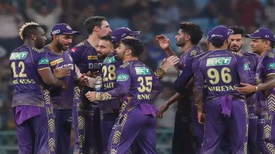 IPL 2024 : KKR को प्लेऑफ से पहले मिली बड़ी राहत, मां की बीमारी के बाद टीम से जुड़ने को तैयार से धुआंधार बल्लेबाज, खुद किया ऐलान आईपीएल 2024 के दौरान केकेआर की टीम के खिलाड़ी