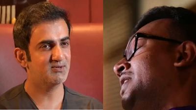 'हमें छोड़कर मत जाना, हमें तकलीफ मत दो',  रोते हुए गौतम गंभीर से कहने लगा KKR का जबरा फैन, हाथ जोड़कर की अपील, Video गौतम गंभीर फैन की बात सुनकर इमोशनल हो गए