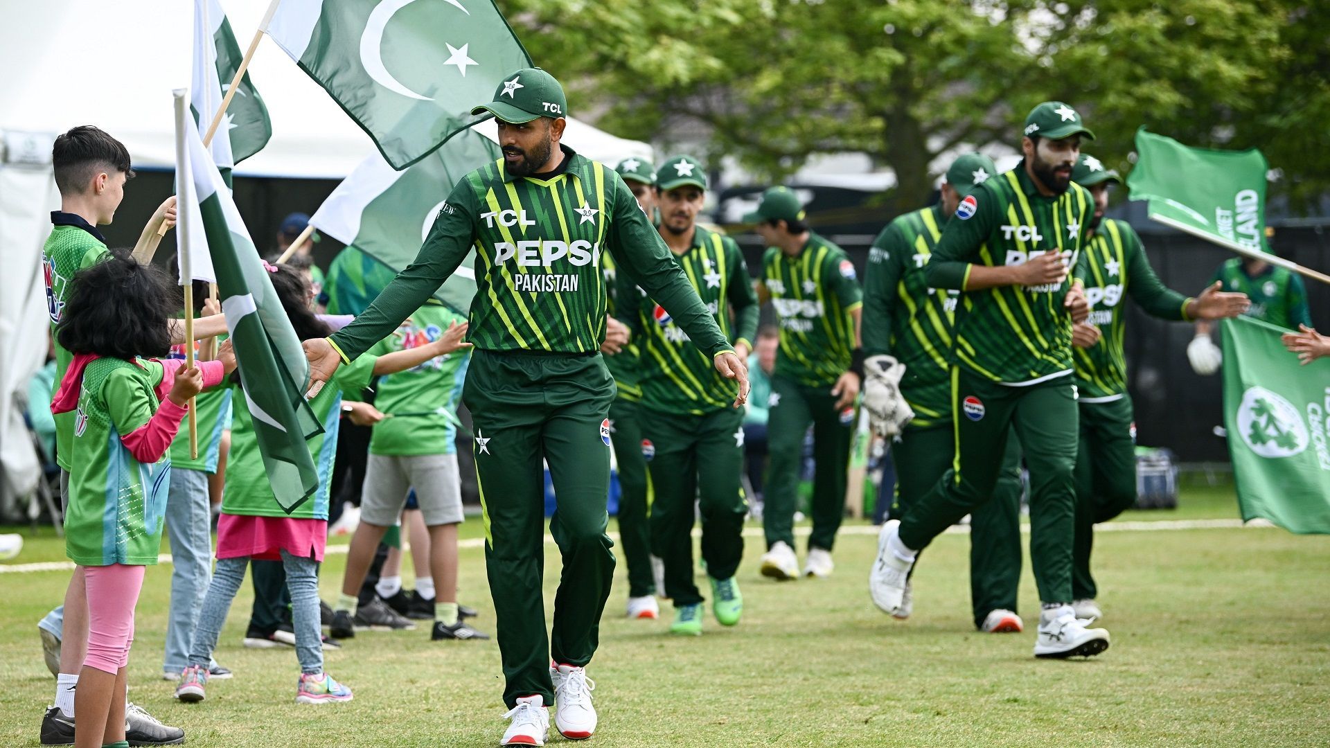 Babar Azam World Record: बाबर आजम के नाम वर्ल्‍ड रिकॉर्ड, आयरलैंड को हरा पाकिस्‍तानी कप्‍तान ने रचा इतिहास, एमएस धोनी-रोहित शर्मा सबको छोड़ा पीछे