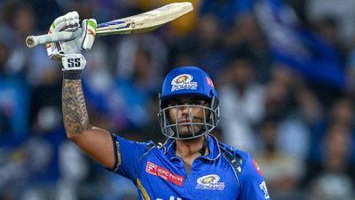 'सूर्यकुमार यादव के साथ मैंने अन्याय...', गौतम गंभीर ने किस बात पर जताया अफ़सोस, कप्तानी के दर्द से उठाया पर्दा आईपीएल 2024 सीजन के एक मैच में फिफ्टी जड़ने के बाद सूर्यकुमार यादव