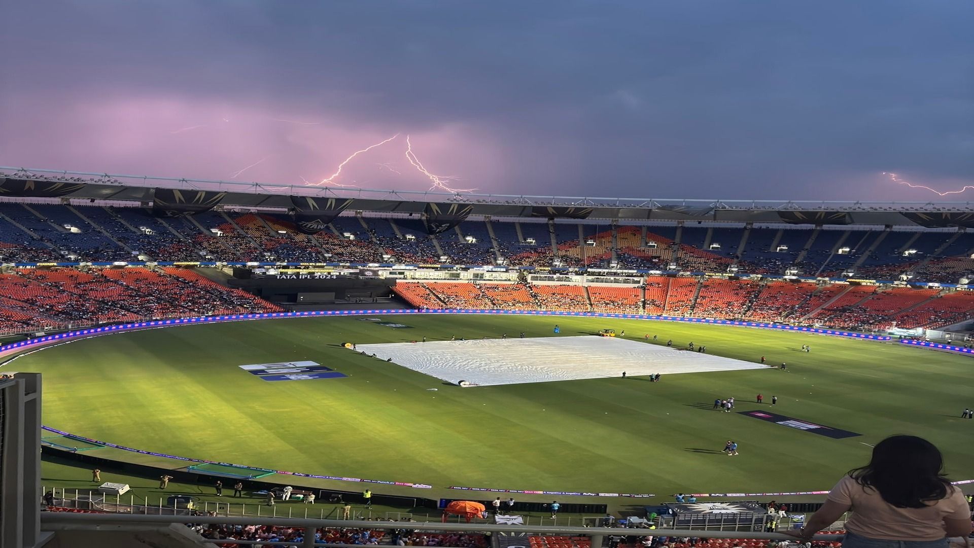GT-KKR के मैच बारिश के चलते धुला तो RCB, CSK, RR, LSG और हैदराबाद की हो जाएगी बल्ले- बल्ले, जानें क्यों
