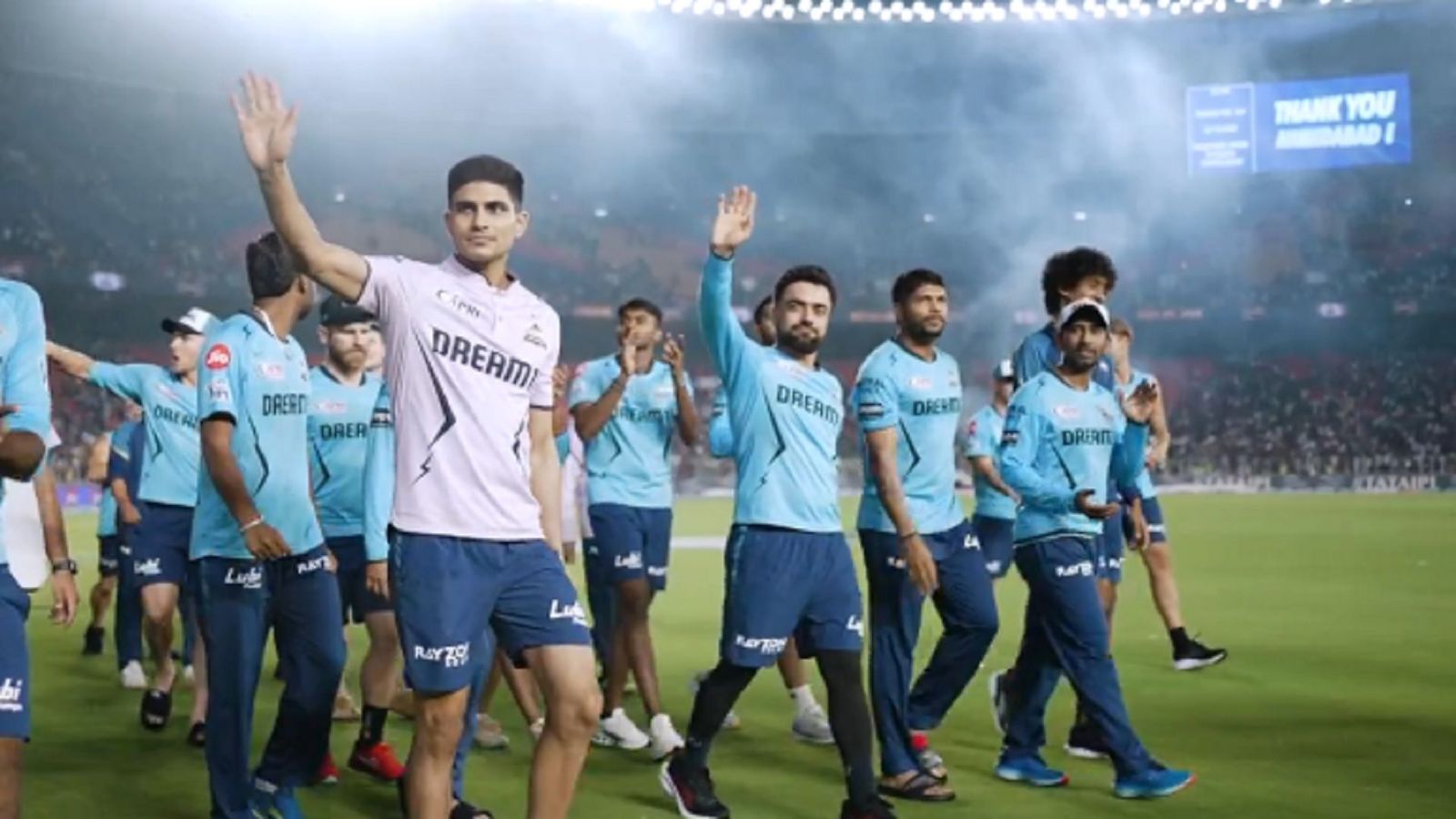 IPL 2024: शुभमन गिल का GT के बाहर होने के बाद इमोशनल Video वायरल, पहले हाथ हिलाकर फैंस को कहा शुक्रिया, फिर... IPL 2024: शुभमन गिल का GT के बाहर होने के बाद इमोशनल Video वायरल, पहले हाथ हिलाकर फैंस को कहा शुक्रिया, फिर...