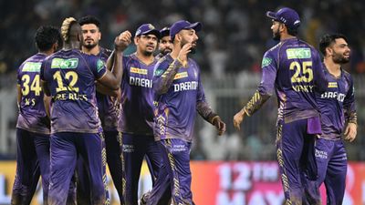 IPL 2024: धोनी के साथी ने गौतम गंभीर और KKR की टीम पर दिया बड़ा बयान, कहा- जब कोच बैकसीट पर बैठ जाते हैं... जीत के बाद जश्न मनाते केकेआर की टीम