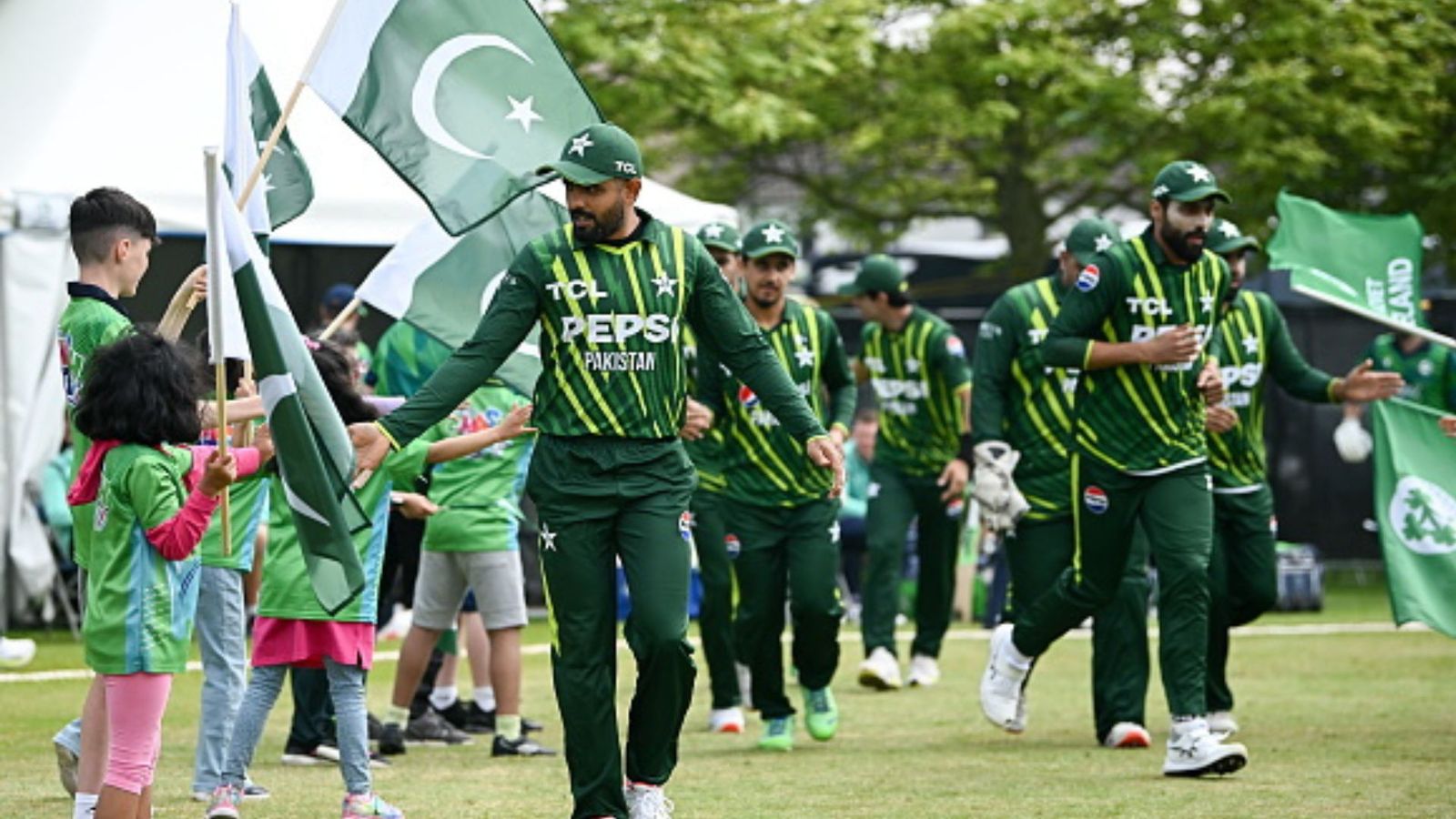 T20 WC 2024 के लिए पाकिस्तान ने 15 सदस्यीय टीम की फाइनल, सबसे बड़े गेंदबाज को मिली जगह, रिजर्व में ये तीन: रिपोर्ट T20 WC 2024 के लिए पाकिस्तान ने 15 सदस्यीय टीम की फाइनल, सबसे बड़े गेंदबाज को मिली जगह, रिजर्व में ये तीन: रिपोर्ट