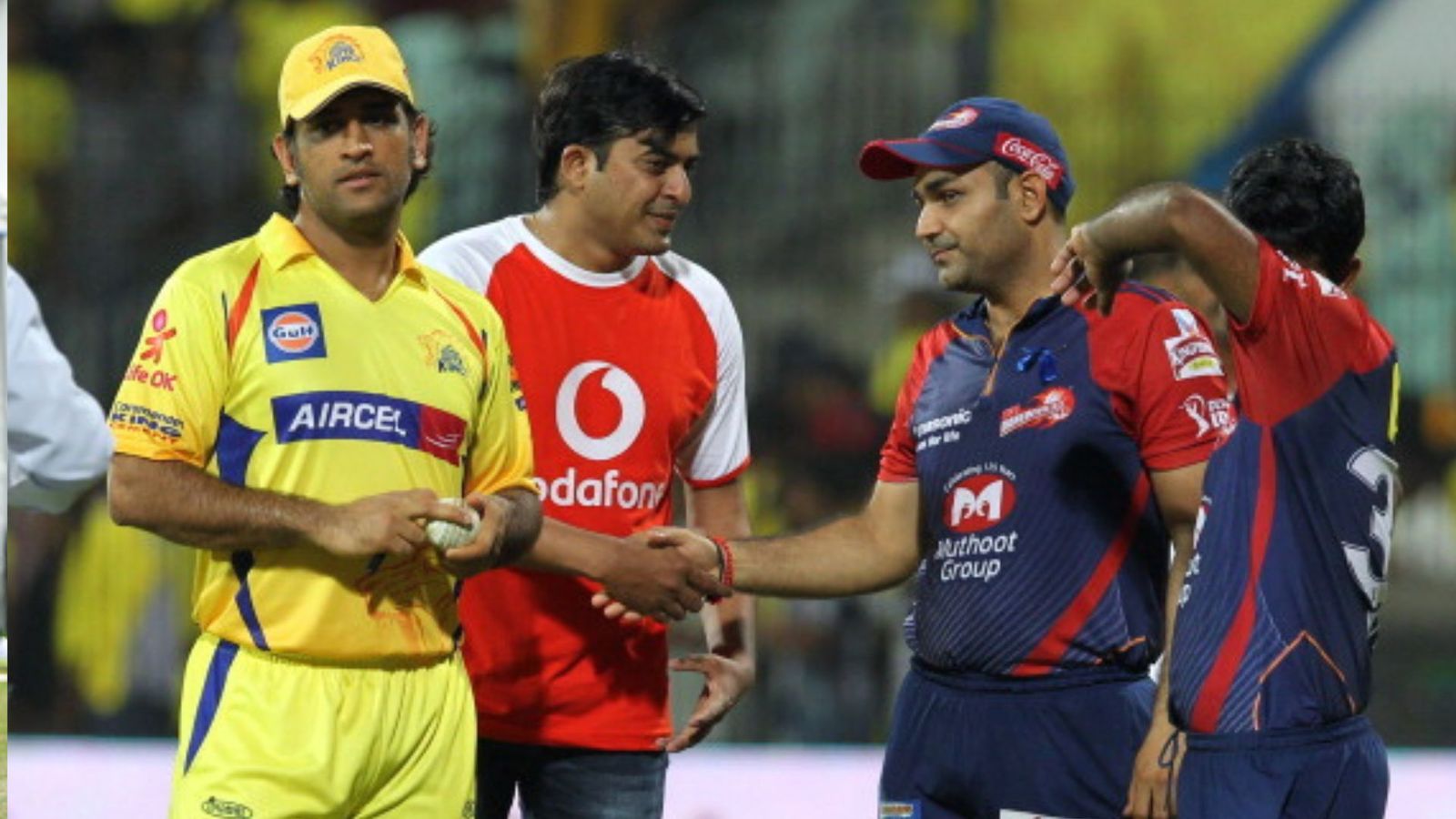 IPL: सहवाग का धमाकेदार खुलासा, 'चेन्नई धोनी को नहीं बल्कि मुझे कप्तान बनाना चाहती थी', फ्रेंचाइजी ने कहा था कि ऑफर... IPL: सहवाग का धमाकेदार खुलासा, 'चेन्नई धोनी को नहीं बल्कि मुझे कप्तान बनाना चाहती थी', फ्रेंचाइजी ने कहा था कि ऑफर...