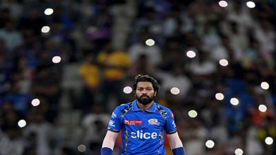 MI vs LSG: 10वीं हार के बाद टूट गए हार्दिक पंड्या, कहा- अब अगले सीजन में देखेंगे, एक मैच तो छोड़िए पूरा... मैच हारने के बाद उदास हार्दिक पंड्या