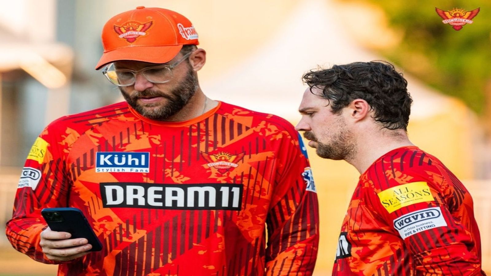 IPL 2024: जिस एक मंत्र की बदौलत प्लेऑफ्स में पहुंची SRH, कोच ने दे दिए कड़े निर्देश, कहा- अब बंद करो ये सब IPL 2024: जिस एक मंत्र की बदौलत प्लेऑफ्स में पहुंची SRH, कोच ने दे दिए कड़े निर्देश, कहा- अब बंद करो ये सब