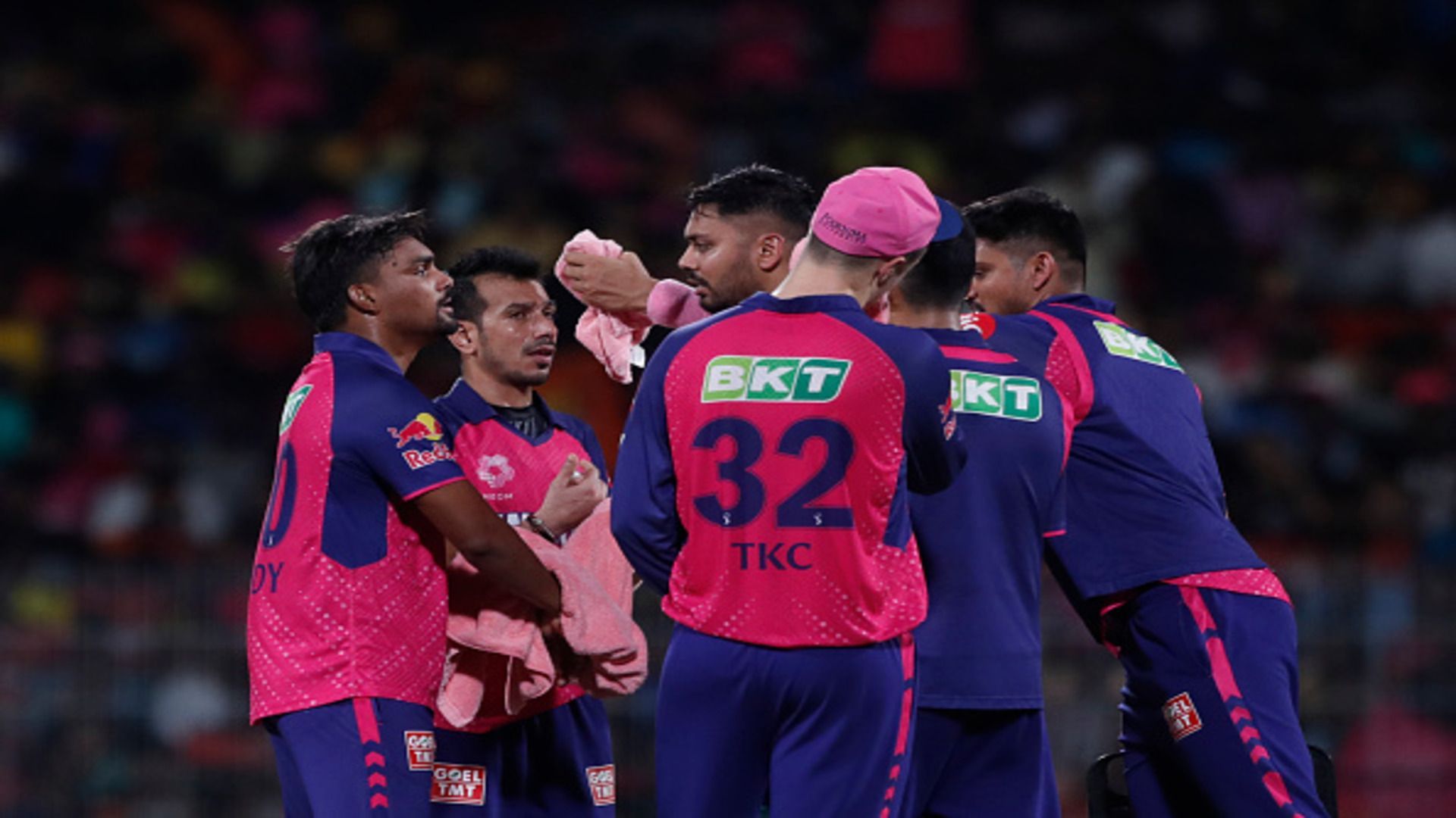 T20 WC: 'जब कोई 140 फेंकता है तब सब उसकी बात करते हैं लेकिन इस गेंदबाज को कोई नहीं पूछ रहा', सेलेक्टर्स पर सुनील गावस्कर का हमला