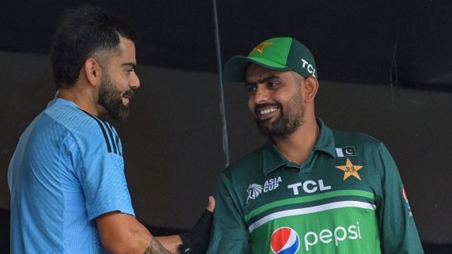 T20 World Cup 2024 : बाबर और कोहली नहीं बल्कि ये बल्लेबाज वर्ल्ड कप में होगा सबके लिए खतरा, रिकी पोंटिंग ने बताया नाम और कारण एशिया कप 2023 के दौरान विराट कोहली और बाबर आजम
