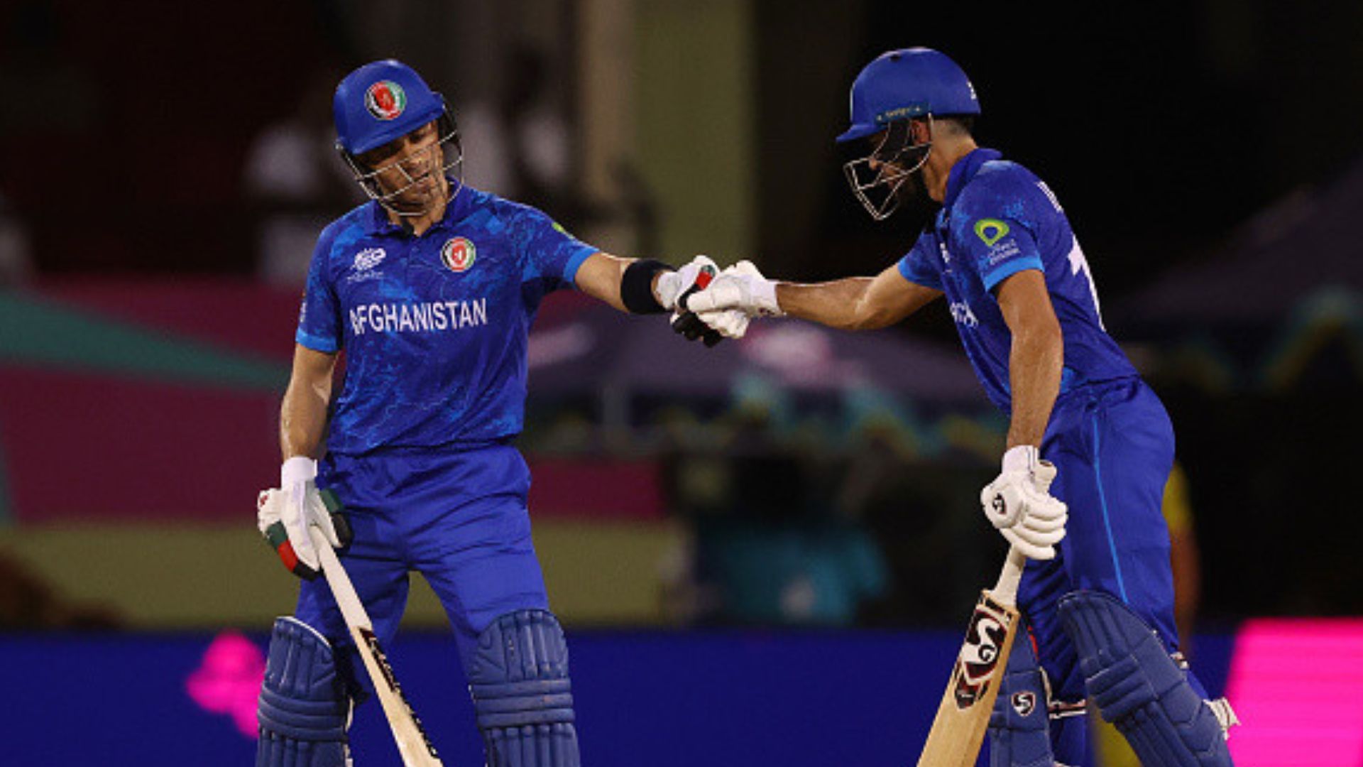 KKR के चैंपियन बैटर ने T20 World Cup में रचा इतिहास, तूफानी बैटिंग से पाकिस्तान के बाबर आजम और रिजवान को पछाड़ा 