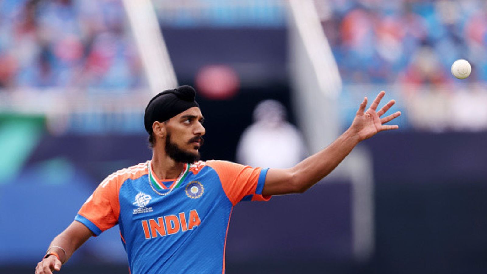 IND vs IRE : अर्शदीप सिंह के नाम आयरलैंड के सामने दर्ज हुआ T20 वर्ल्ड कप के इतिहास का सबसे घटिया रिकॉर्ड, रवींद्र जडेजा को पछाड़ किया ऐसा IND vs IRE : अर्शदीप सिंह के नाम आयरलैंड के सामने दर्ज हुआ T20 वर्ल्ड कप के इतिहास का सबसे घटिया रिकॉर्ड, रवींद्र जडेजा को पछाड़ किया ऐसा