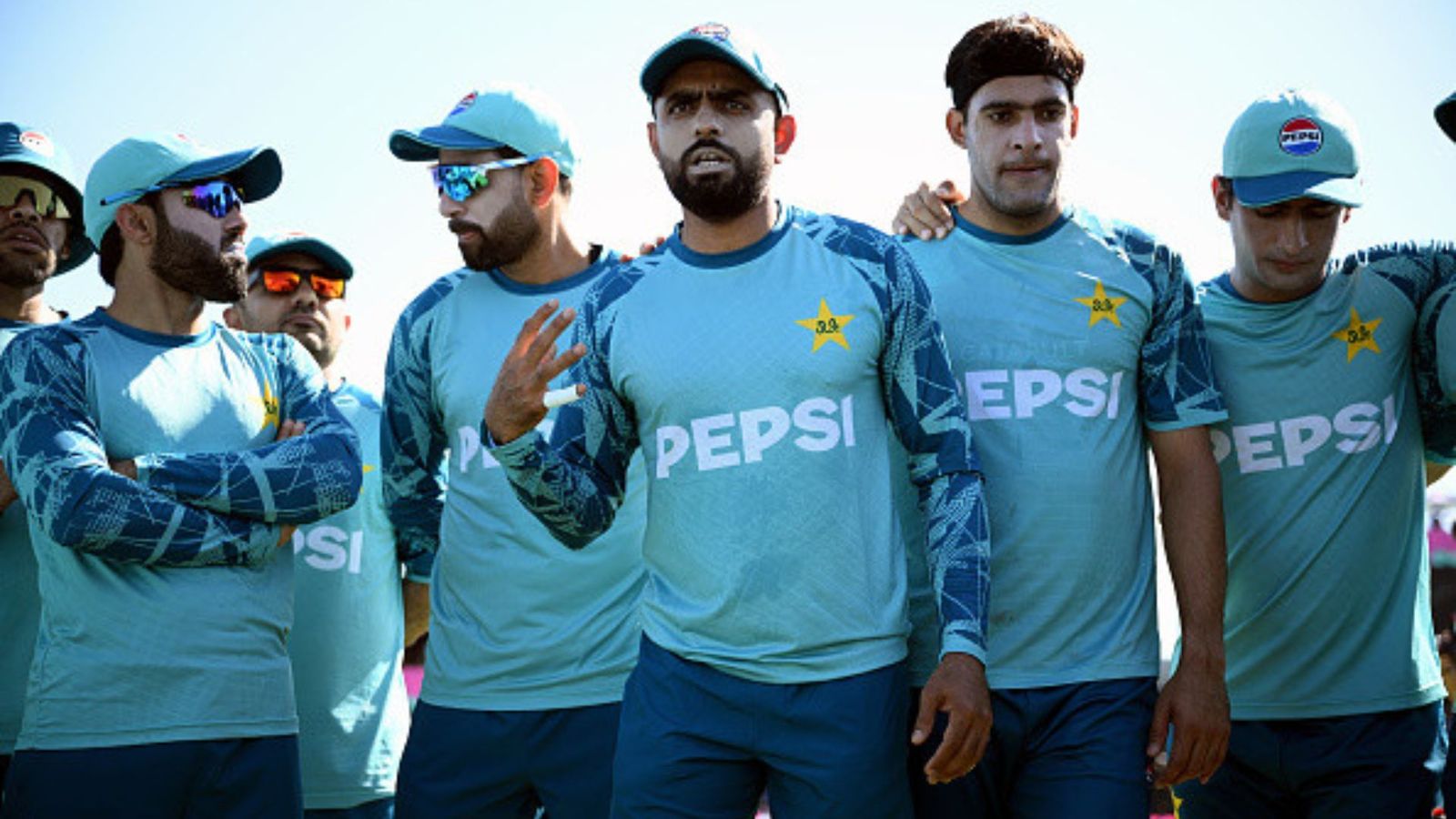 पाकिस्तान अमेरिका से हारा तो टीवी पर रो पड़ा तूफानी खिलाड़ी, बाबर आजम की बखिया उधेड़ी, बोले- क्रिकेट को मार दिया पाकिस्तान अमेरिका से हारा तो टीवी पर रो पड़ा तूफानी खिलाड़ी, बाबर आजम की बखिया उधेड़ी, बोले- क्रिकेट को मार दिया