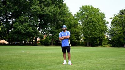 Rohit Sharma Injury Update: भारतीय कप्तान ने चोट लगने पर दी अपडेट, बोले- गेंद बाजू पर लगे या सिर पर, वर्ल्ड कप जीतना है रोहित शर्मा दूसरी बार टी20 वर्ल्ड कप में कप्तानी कर रहे हैं.