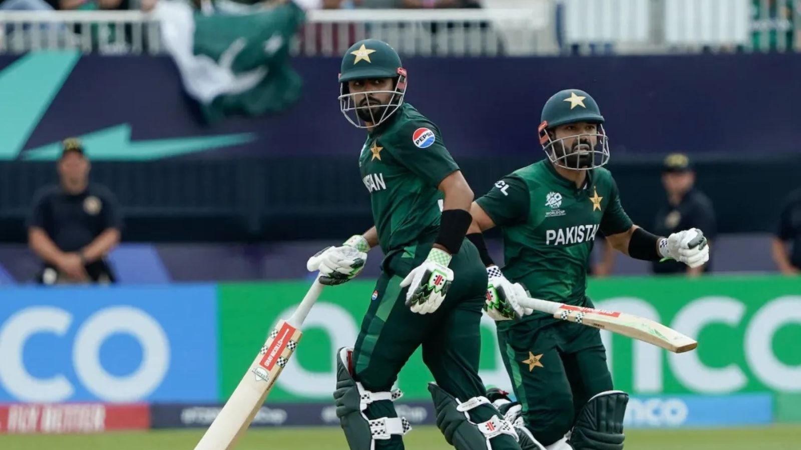 T20 World Cup 2024: स्ट्राइक रेट के मामले में फिसड्डी हैं पाकिस्तान के दो दिग्गज बल्लेबाज, टी20 में कर रहे वनडे वाली बैटिंग T20 World Cup 2024: स्ट्राइक रेट के मामले में फिसड्डी हैं पाकिस्तान के दो दिग्गज बल्लेबाज, टी20 में कर रहे वनडे वाली बैटिंग