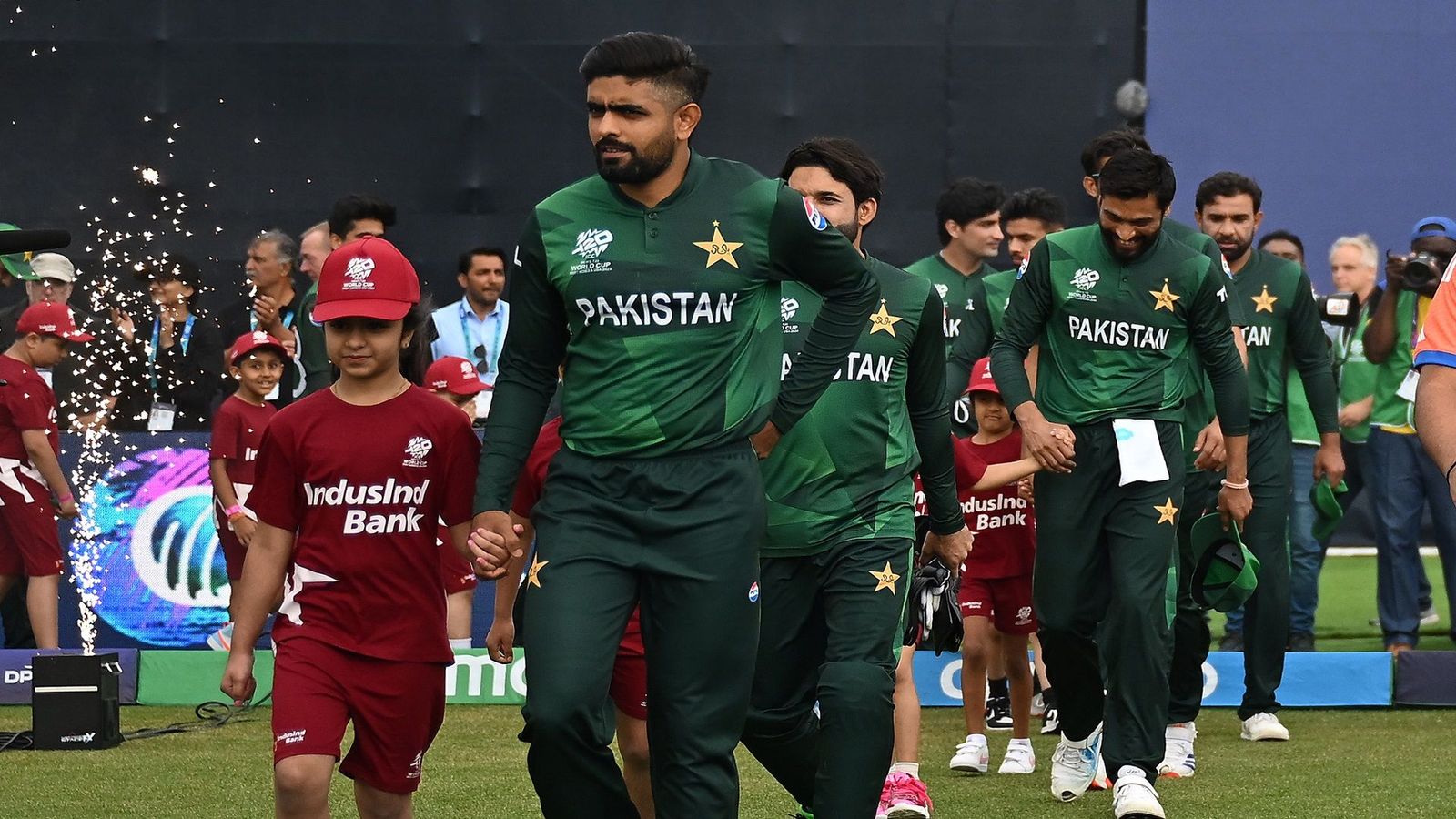 T20 World Cup 2024: पाकिस्तान आज रात 10 बजे हो जाएगा बाहर? जानिए बाबर आजम एंड कंपनी के लिए कौन लेकर आ रहा कयामत T20 World Cup 2024: पाकिस्तान आज रात 10 बजे हो जाएगा बाहर? जानिए बाबर आजम एंड कंपनी के लिए कौन लेकर आ रहा कयामत