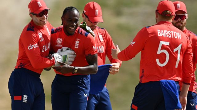 T20 WC 2024 में गेंदबाजों ने मचाया कोहराम, 29 मैच में 9 बार टीमों के लिए 100 रन बनाना हुआ मुश्किल, बन गया नया रिकॉर्ड जोफ्रा आर्चर विकेट लेने के बाद