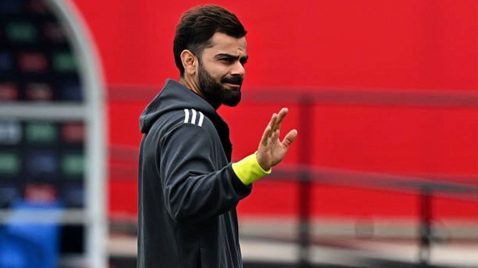 Virat Kohli से क्यों T20 World Cup में छीनी गई नंबर 3 की पॉजीशन, बैटिंग कोच ने बता दी पूरी कहानी Virat Kohli से क्यों T20 World Cup में छीनी गई नंबर 3 की पॉजीशन, बैटिंग कोच ने बता दी पूरी कहानी