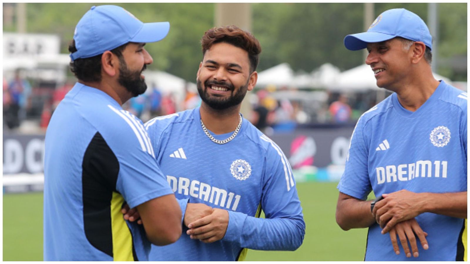 T20 WC 2024: ऋषभ पंत ने संजय मांजरेकर को किया गलत साबित, टीम मैनेजमेंट के इस फैसले ने पूर्व क्रिकेटर को चौंकाया T20 WC 2024: ऋषभ पंत ने संजय मांजरेकर को किया गलत साबित, टीम मैनेजमेंट के इस फैसले ने पूर्व क्रिकेटर को चौंकाया