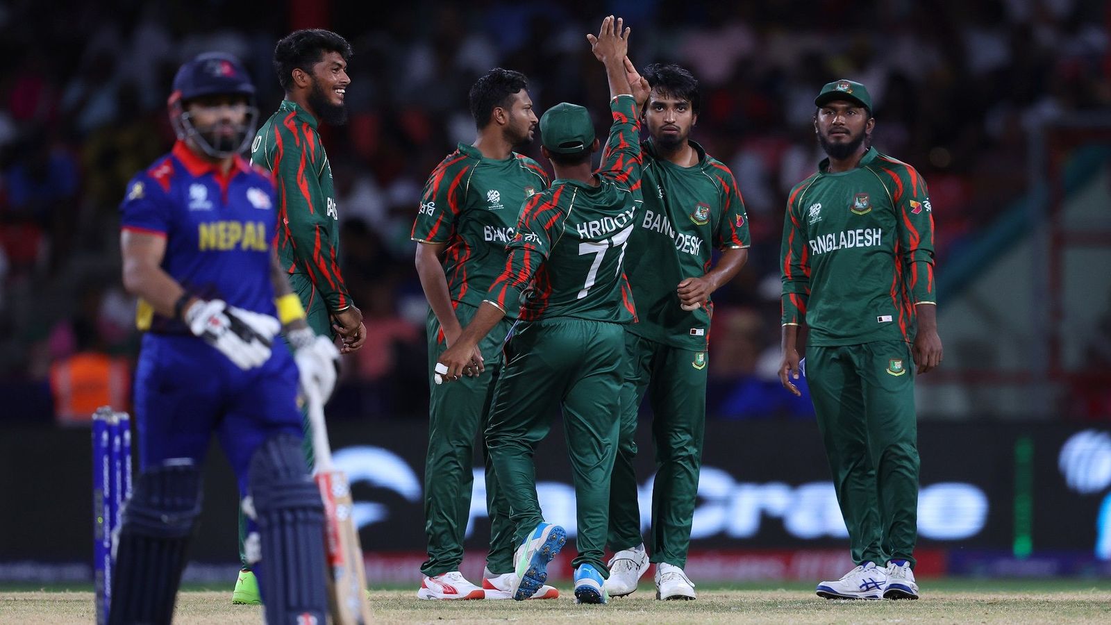 BAN vs NEP: 4 ओवर, 7 रन और चार विकेट, तंजीम हसन साकिब के दम पर बांग्लादेश ने सुपर 8 में बनाई जगह, नेपाल को 21 रन से हराया BAN vs NEP: 4 ओवर, 7 रन और चार विकेट, तंजीम हसन साकिब के दम पर बांग्लादेश ने सुपर 8 में बनाई जगह, नेपाल को 21 रन से हराया