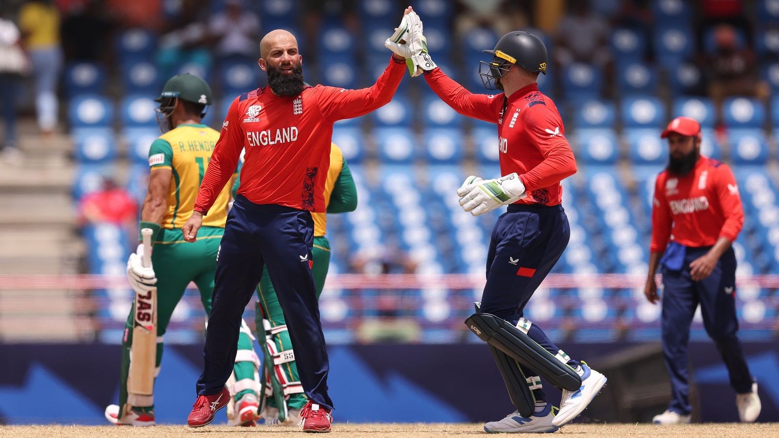 T20 World Cup 2024 : साउथ अफ्रीका के हाथों सात रन की हार के बाद अब कैसे सेमीफाइनल में पहुंच सकती हैं डिफेंडिंग चैंपियन इंग्लैंड? T20 World Cup 2024 : साउथ अफ्रीका के हाथों सात रन की हार के बाद अब कैसे सेमीफाइनल में पहुंच सकती हैं डिफेंडिंग चैंपियन इंग्लैंड?