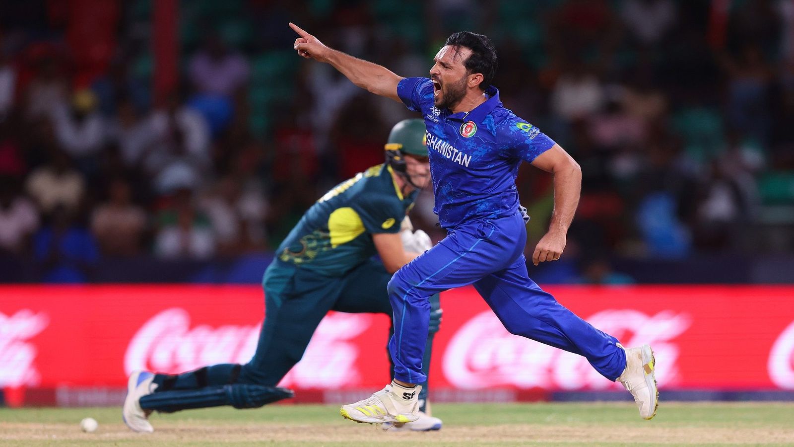 AUS vs AFG, T20 World Cup 2024: गुलबदीन के 4 विकेट के दम पर अफगानिस्तान ने ऑस्ट्रेलिया को चटाई धूल, सेमीफाइनल की ठोकी मजबूत दावेदारी AUS vs AFG, T20 World Cup 2024: गुलबदीन के 4 विकेट के दम पर अफगानिस्तान ने ऑस्ट्रेलिया को चटाई धूल, सेमीफाइनल की ठोकी मजबूत दावेदारी