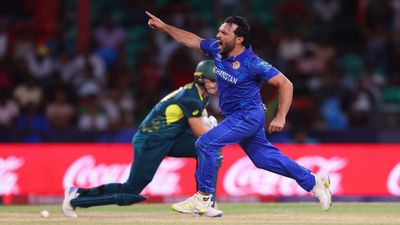 AUS vs AFG, T20 World Cup 2024: गुलबदीन के 4 विकेट के दम पर अफगानिस्तान ने ऑस्ट्रेलिया को चटाई धूल, सेमीफाइनल की ठोकी मजबूत दावेदारी विकेट का जश्न मनाते गुलबदीन