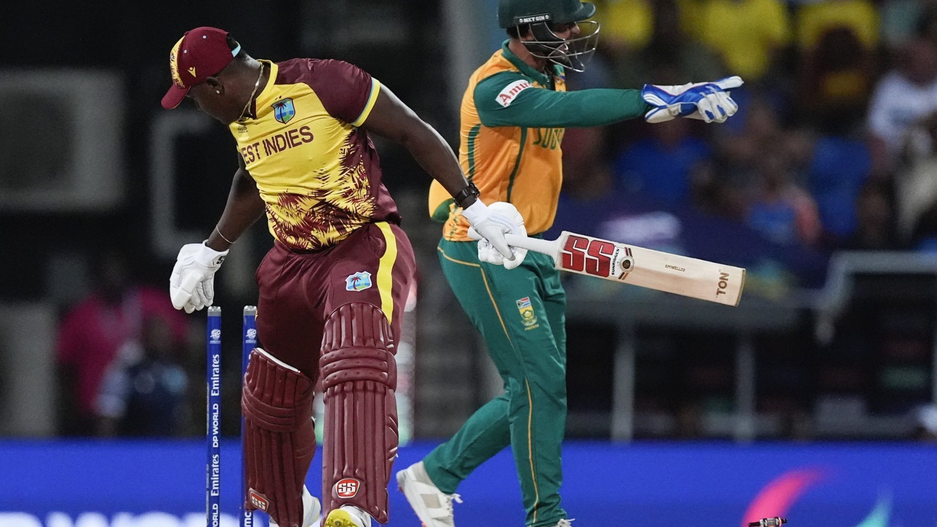 WI vs SA: टी20 वर्ल्ड कप में 17 साल से जारी अनचाहा ट्रेंड, खत्म नहीं हो रहा होस्ट टीम के लिए ट्रॉफी का इंतजार
