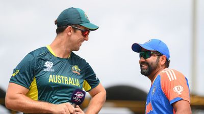 IND vs AUS : हार के बाद दर्द में डूबे ऑस्ट्रेलियाई कप्तान मिचेल मार्श, कहा-पिछले 15 साल से रोहित शर्मा का मूड देख रहा हूं, ईमानदारी से कहूं तो... ऑस्ट्रेलियाई कप्तान मिचेल मार्श और टीम इंडिया के कप्तान रोहित शर्मा